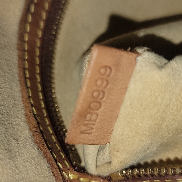 Authentic Louis Vuitton Babylone Large Shoulder Bag - Picture 4 of 5